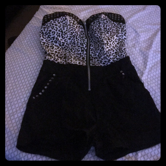 Romper - Picture 1 of 2